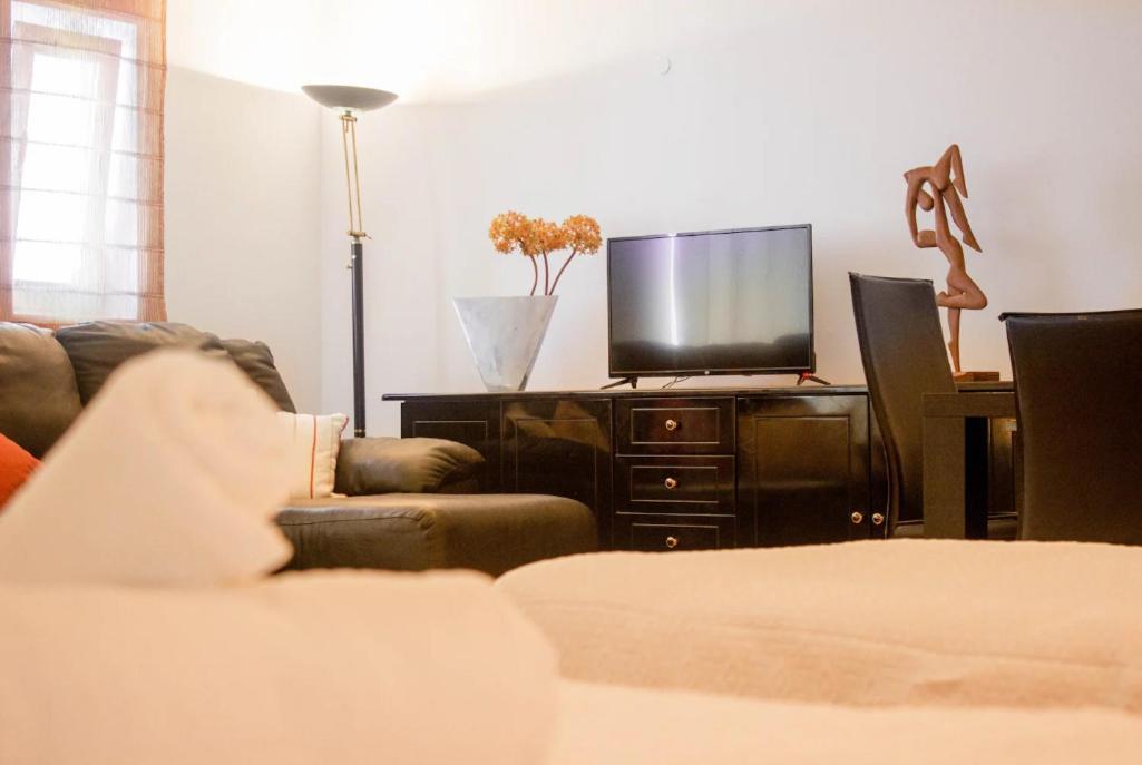 Blife Santya Private Rooms Олян Екстер'єр фото